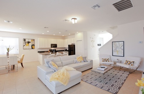 Kissimmee House | Flex Cancellation!PRIVATE GAME ROOM &POOL!ALL SUITES/NEAR DISNEY/NO CARPET!