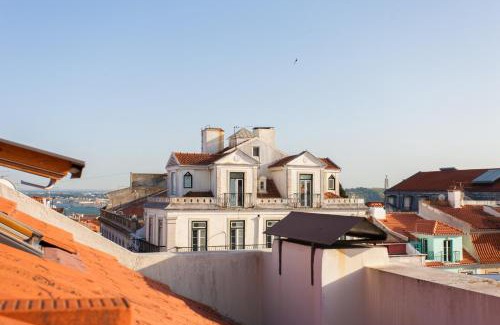 Bairro Alto Apartment | FLH Bairro Alto Loft with Sunny Terrace