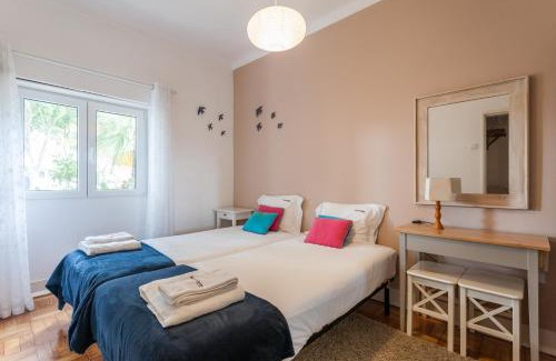 Cascais Apartment | FLH Cascais Apartment with Terrace