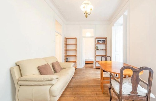 Alfama Apartment | FLH Castle Hill Apartment With Sunny Pateo