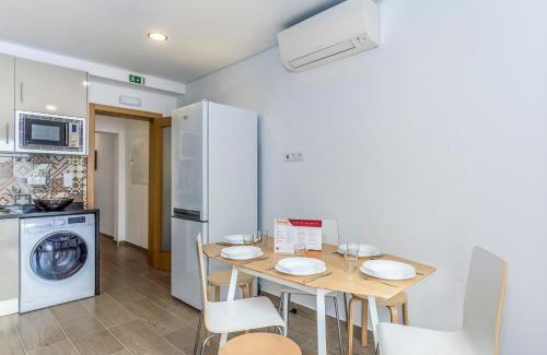 Se House | FLH Faro Central House with Terrace