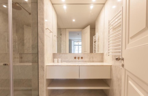Baixa Apartment | FLH Praça Rossio Contemporary Flat
