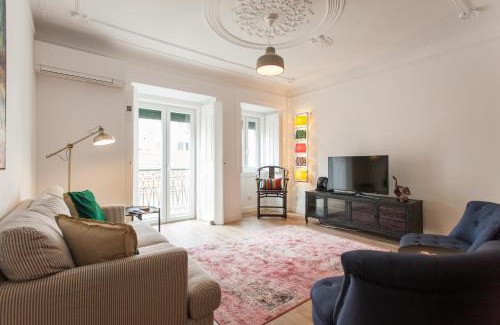 Lisbon Old Town Apartment | FLH Santa Marta Portuguese Flat