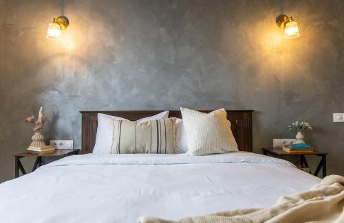 Sibiu Apartment | FLH-Skyline Retreat-Jacuzzi, BBQ & Panoramic Views