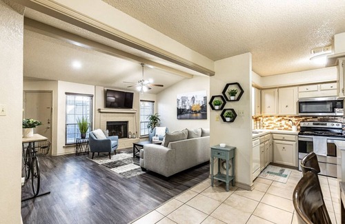 Lubbock House | Flintwood Mac