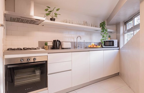 Recoleta Condo | Fliphaus + Bustamante 2512 - 3 Bd Pool & BBQ