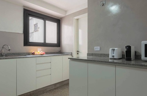 Recoleta Apartment | Fliphaus + Charcas 3000 - 4 Bd Alto Palermo
