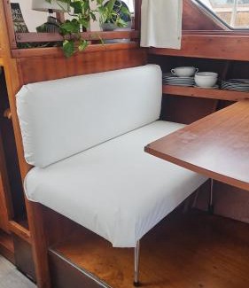 Sant Adria de Besos Boat Rental | Floating in the Sea