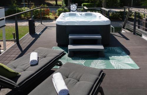 Seca Apartment | Floating Sea House SHARK 3