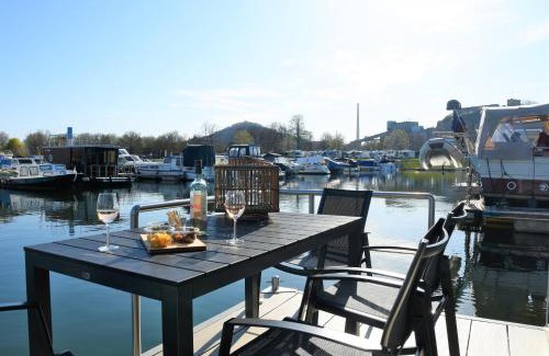 Heugum House | Floating vacationhome Sylt