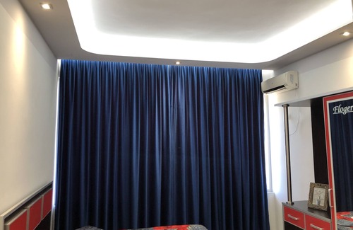 Mbrostar-Urë Hotel | Flogeri world