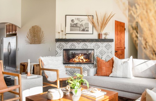 Yucca Valley House | Flora by AvantStay | Modern & Private Desert Oasis on Large Grounds w/Pool!