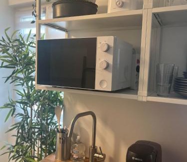 Barbatre Apartment | FLORA,centre Reims,parking privé