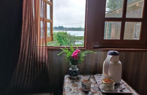 Nagin Bagh Hotel | Flora Cottage , Srinagar