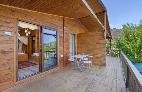 Cirali House | Flora Pansiyon Çıralı