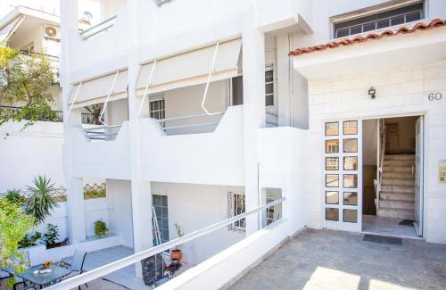 Rhodes Town Apartment | Flora's Place