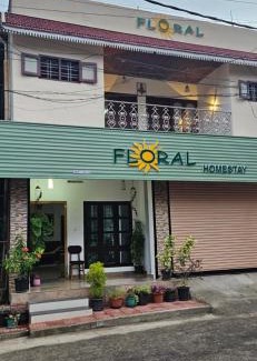 Kumily House | Floral Homestay