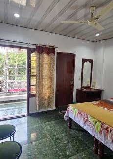 Kumily House | Floral Homestay
