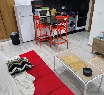 Ariana Apartment | Floralyce