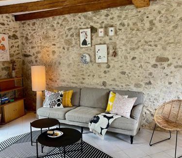 Bussiere-Badil House | Flore at Vive le Vert