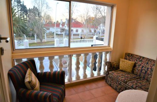 Waverley House | Florentia Guest House