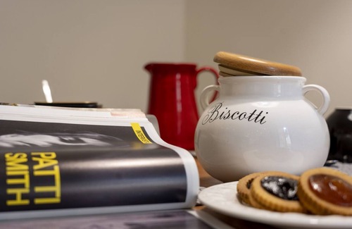 Santa Croce Apartment | Florentine Haven - relaxing apartment near the center