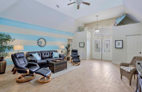 Marco Island House | Florida-style home with pool and steps to beach