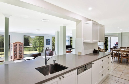 Berry House | Floriel - Convenience At Your Doorstep