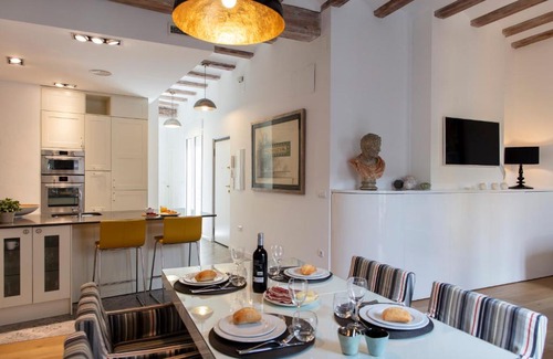 La Seu Apartment | FLORIT FLATS - Serranos Apartment