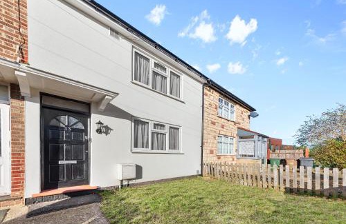 Higham Hill Apartment | Flourish Apartments-Sutton-House