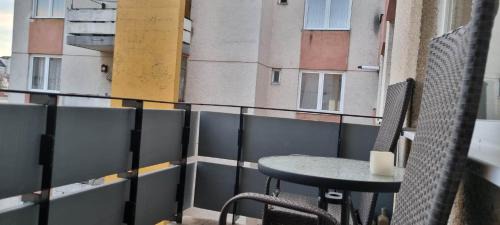 Odorheiu Secuiesc Apartment | Flower Apartment - Edge