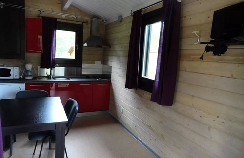 Ranspach Ski Chalet | Flower Camping Les Bouleaux * - Chalet CONFORT 20 m2 (1 bedroom) + terrace 2 people