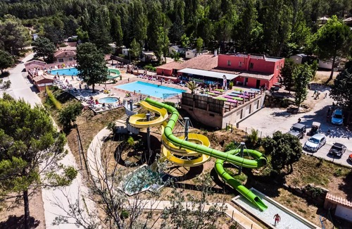 Villecroze Ski Chalet | Flower Camping Les Cadenières * - Double Standard chalet without air conditioning 35m2 4Ch 2 times 4P 8 people
