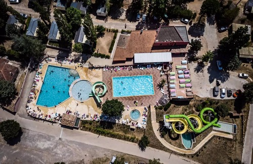 Villecroze Ski Chalet | Flower Camping Les Cadenières * - Double Standard chalet without air conditioning 35m2 4Ch 2 times 4P 8 people