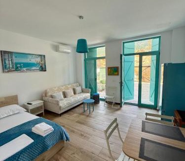 Dhermi Apartment | Flower Cozy Flat at Santorini Resort