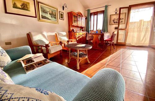 Funtana Meiga House | Flower House