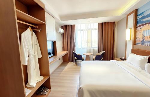 Central Equatoria Hotel | Flower International Hotel