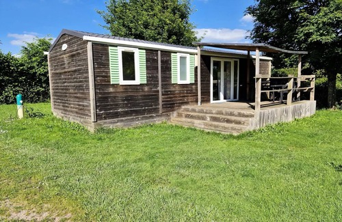 Pressignac House | Flower Lake Camping * - Mobil home Vintage Standard 20m2 - 2 bedrooms + uncovered terrace + TV 4 persons
