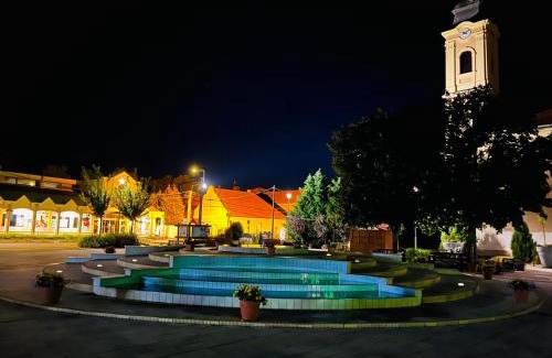 Tiszafured Apartment | Flower Tisza Vendégház