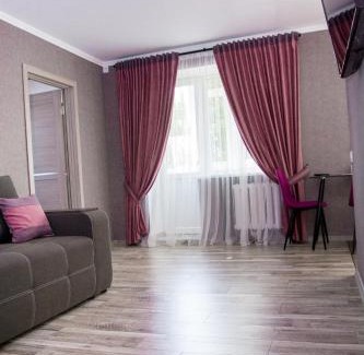 Kremenchuk Apartment | Flowers&birds