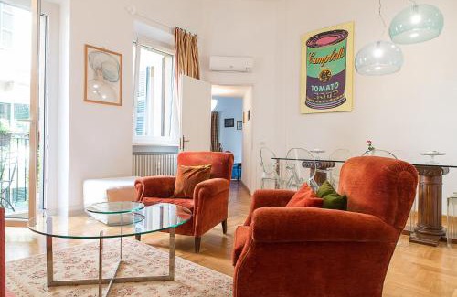 Brera Apartment | Flowers' Lane