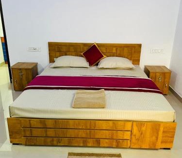 Amalavayal House | Flowers Villa