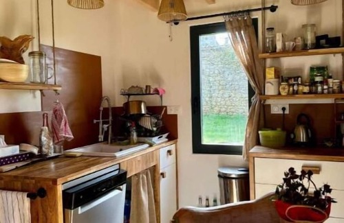 Guillac House | Flowery escape lodge near st emilion