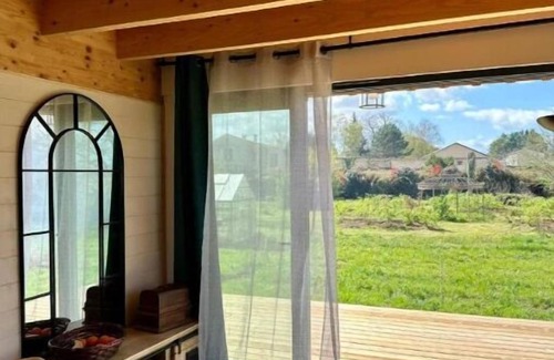 Guillac House | Flowery escape lodge near st emilion