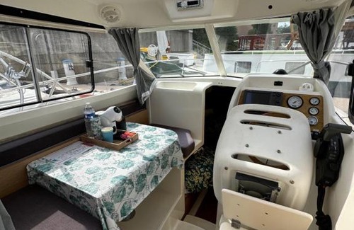 Cergy Boat Rental | FlW