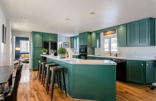 Holcomb Other | FLX Farmhouse - Close to Wineries & Breweries