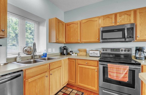 Geneseo House | FLX Retreats Conesus Condos-APTS A-D
