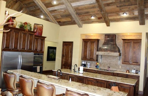 Alto Cabin | Flying Bear Ranch Sum