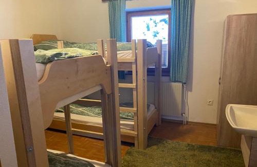 Stall Apartment | Flying Hirsch