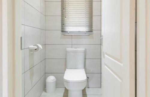 Mariental Apartment | Flying Ostrich Guesthouse & Self-catering Accommodation